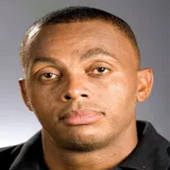 Courtney Walsh Biography